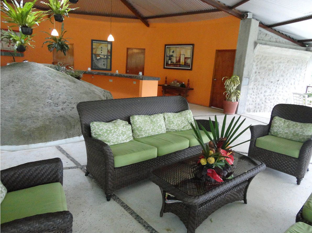 sauna, body treatments, hot stone massages, prenatal massages