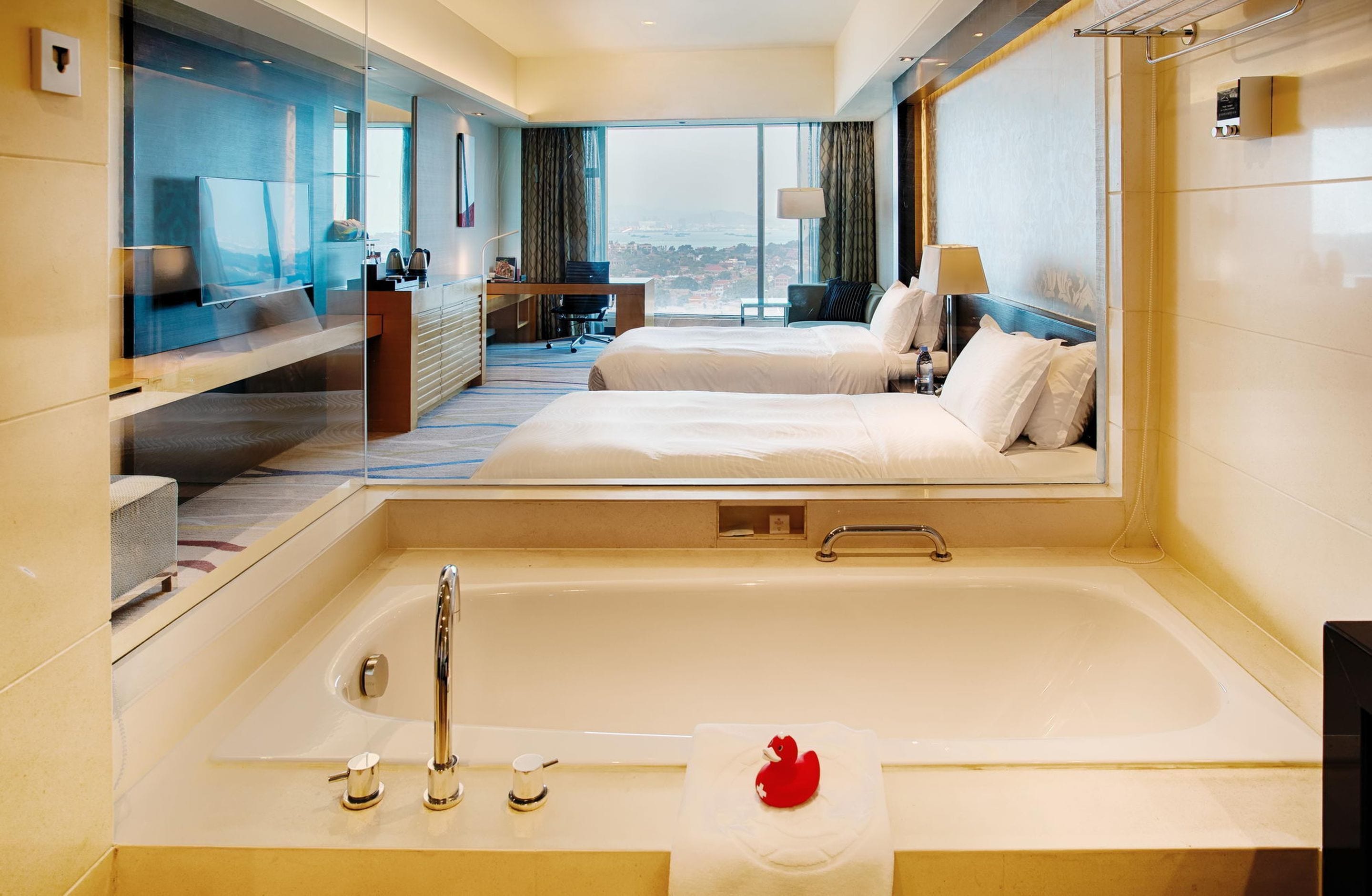 premium gulangyu view twin | living room