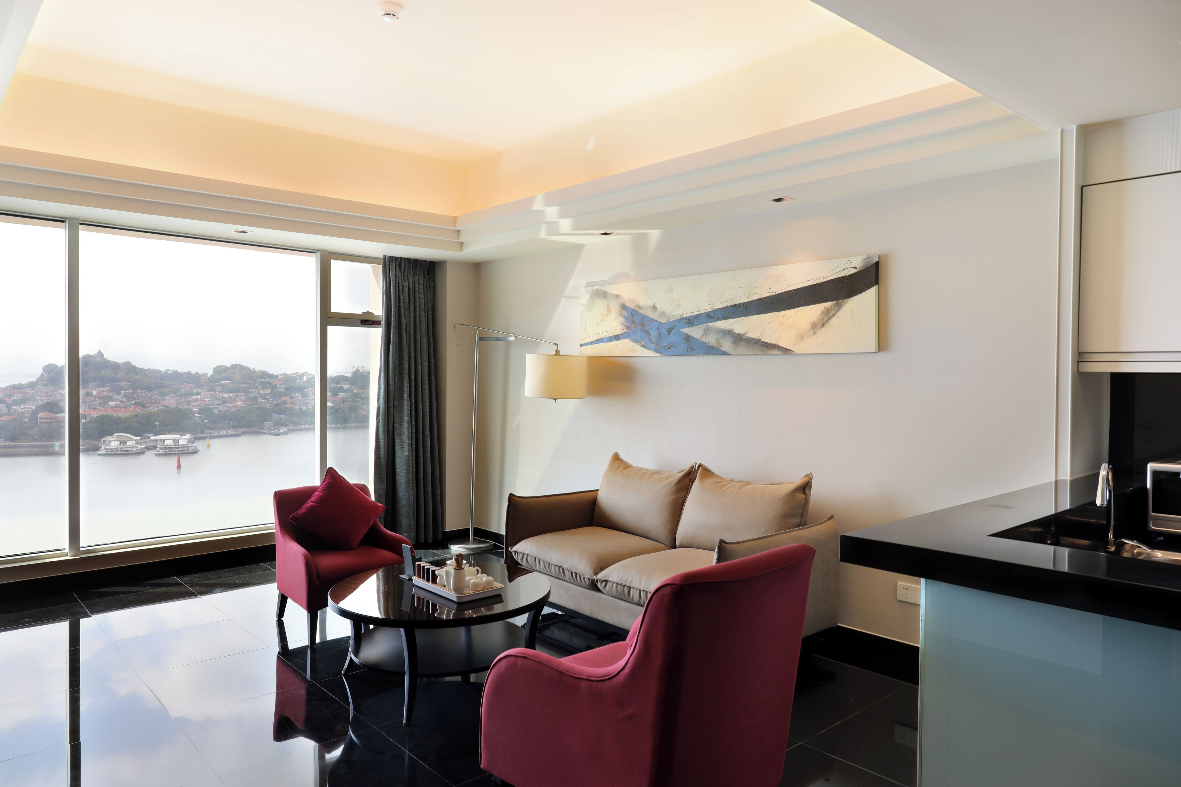 family gulangyu view suite | living room