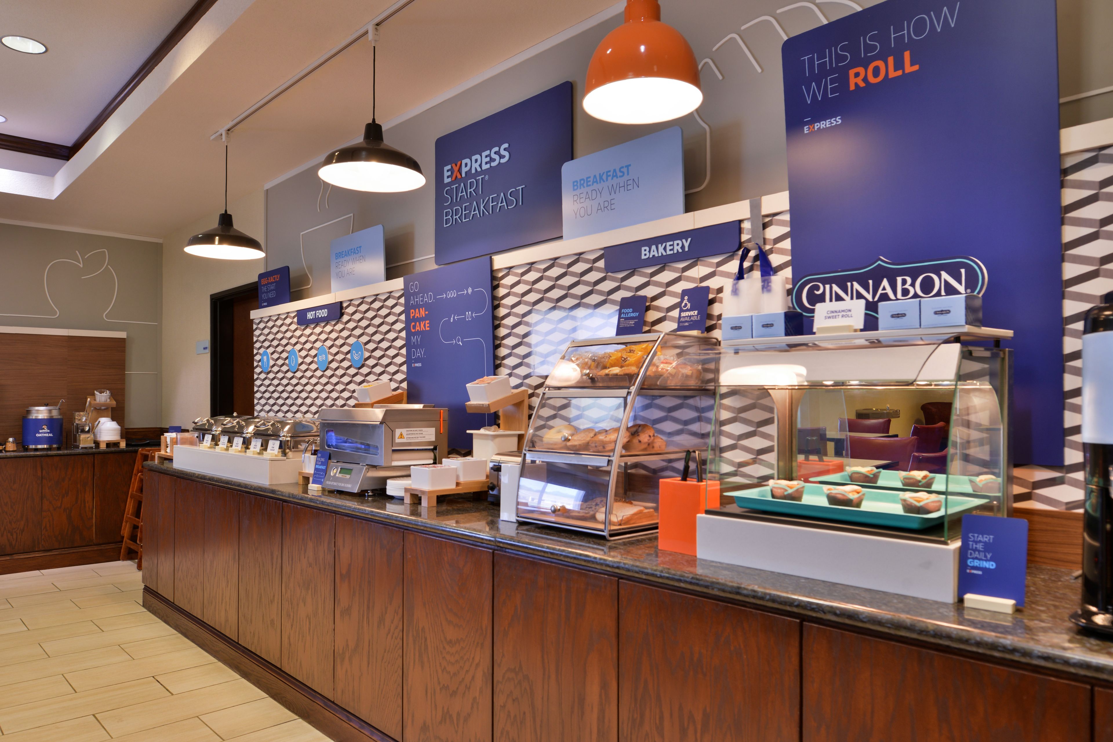 free buffet breakfast