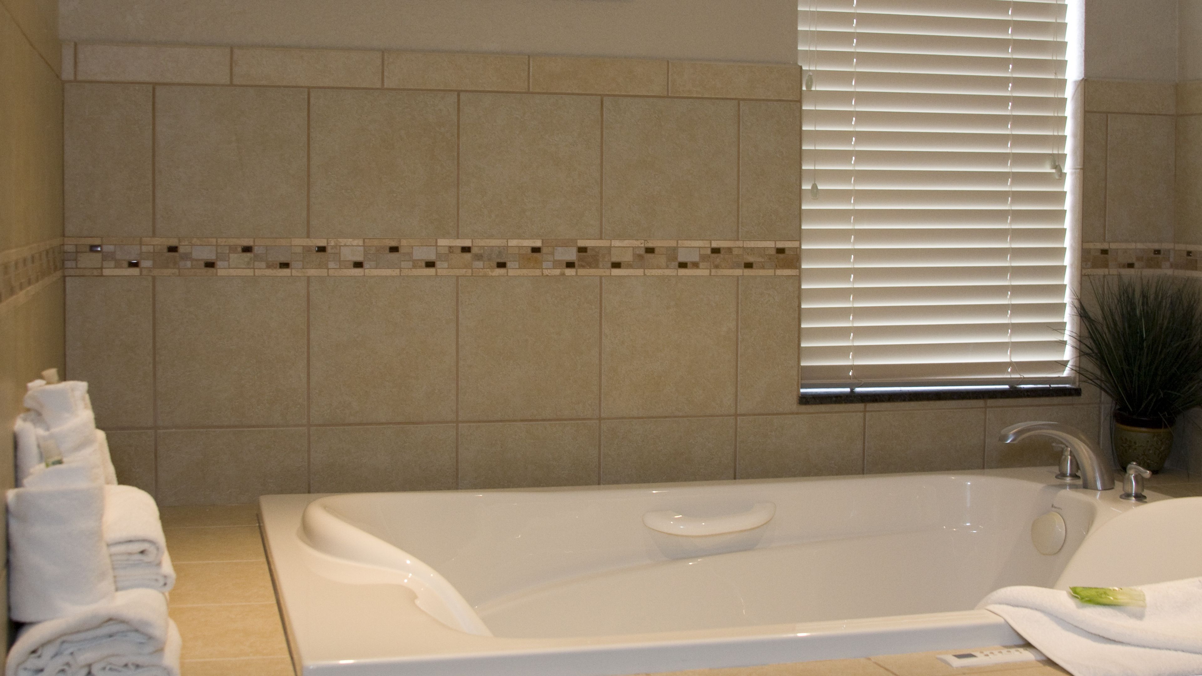 1 bedroom, in-room safe, desk, iron/ironing board