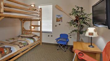 1 bedroom, in-room safe, desk, iron/ironing board