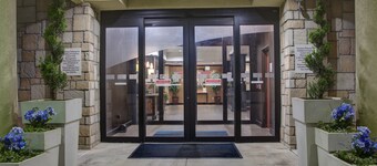 Holiday Inn Express & Suites Paris, Texas by IHG