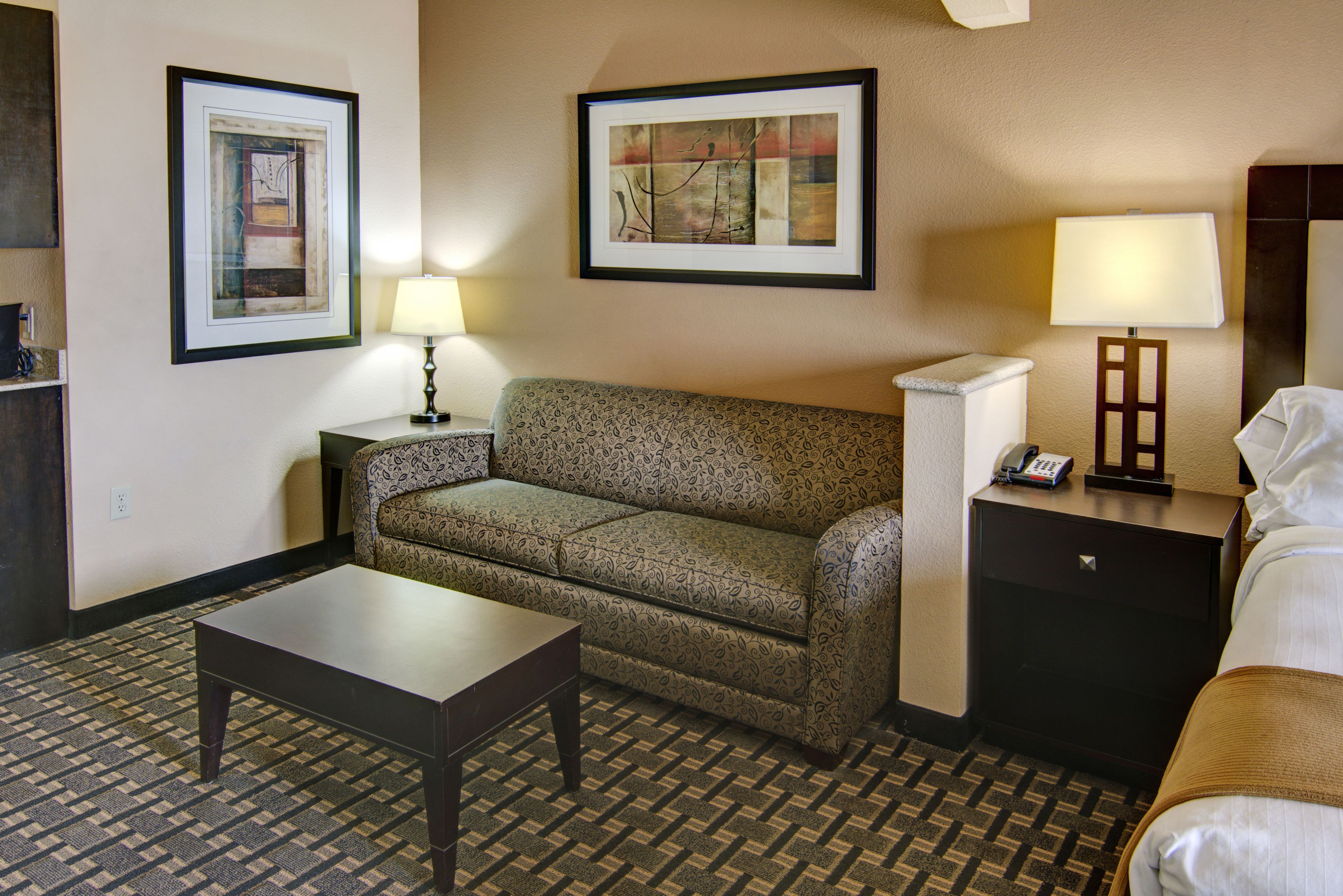 1 bedroom, in-room safe, desk, iron/ironing board