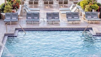 Outdoor pool, open 8:00 AM to 10:00 PM, pool cabanas (surcharge)