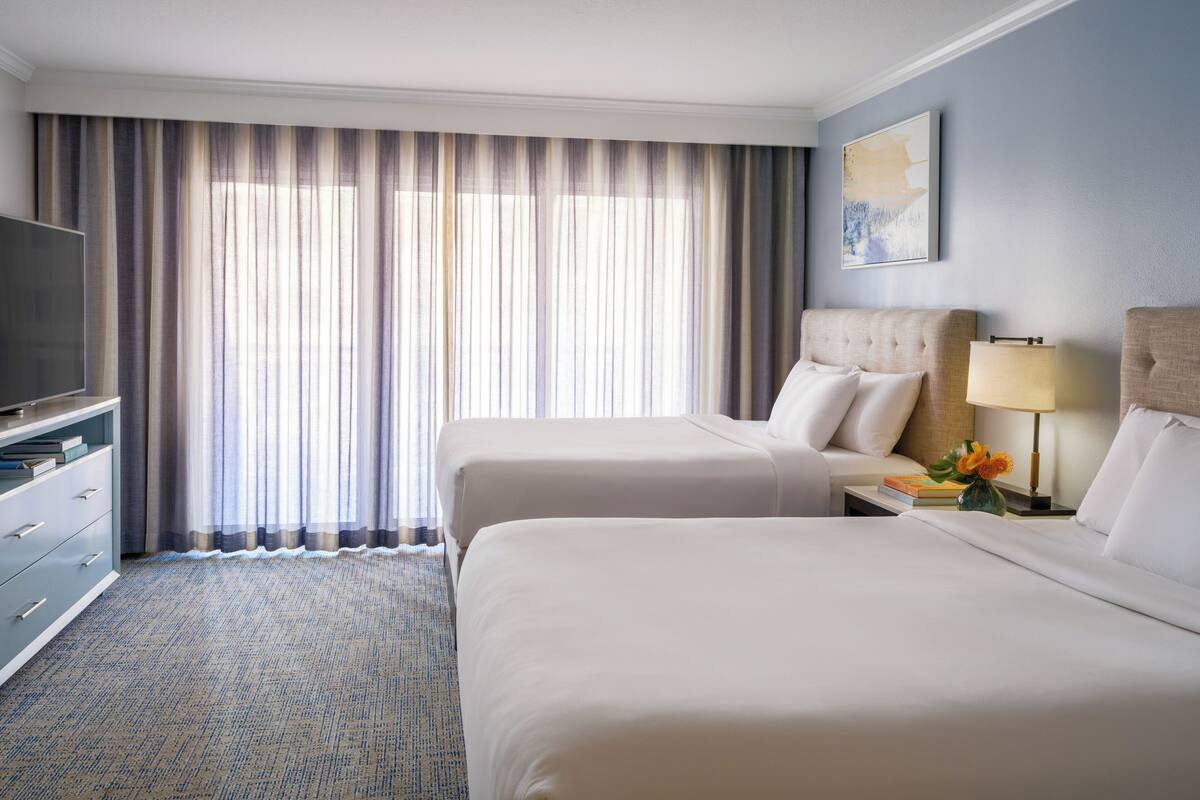 Studio, Multiple Beds (2 Queen Beds Shoreline) | Down comforters, pillowtop beds, in-room safe, desk