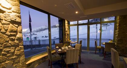 Perisher Valley Hotel