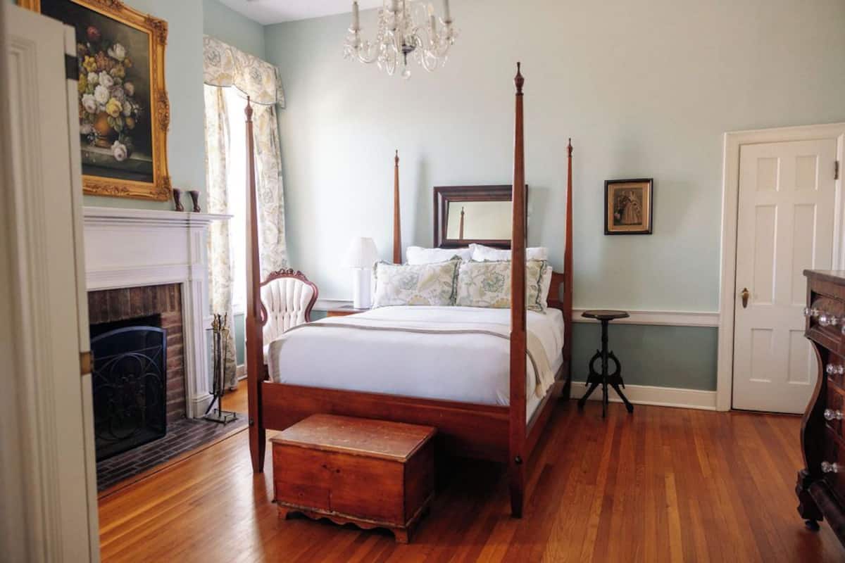 Washington Suite | 1 bedroom, premium bedding, pillowtop beds, individually decorated
