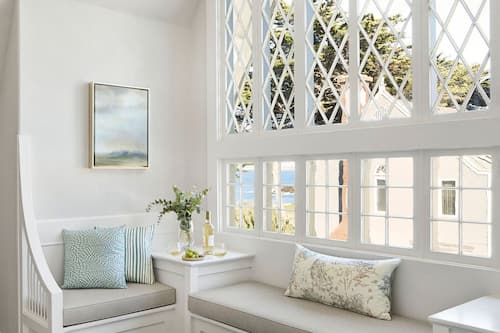 Jennifer Room | Premium bedding, down comforters, individually decorated