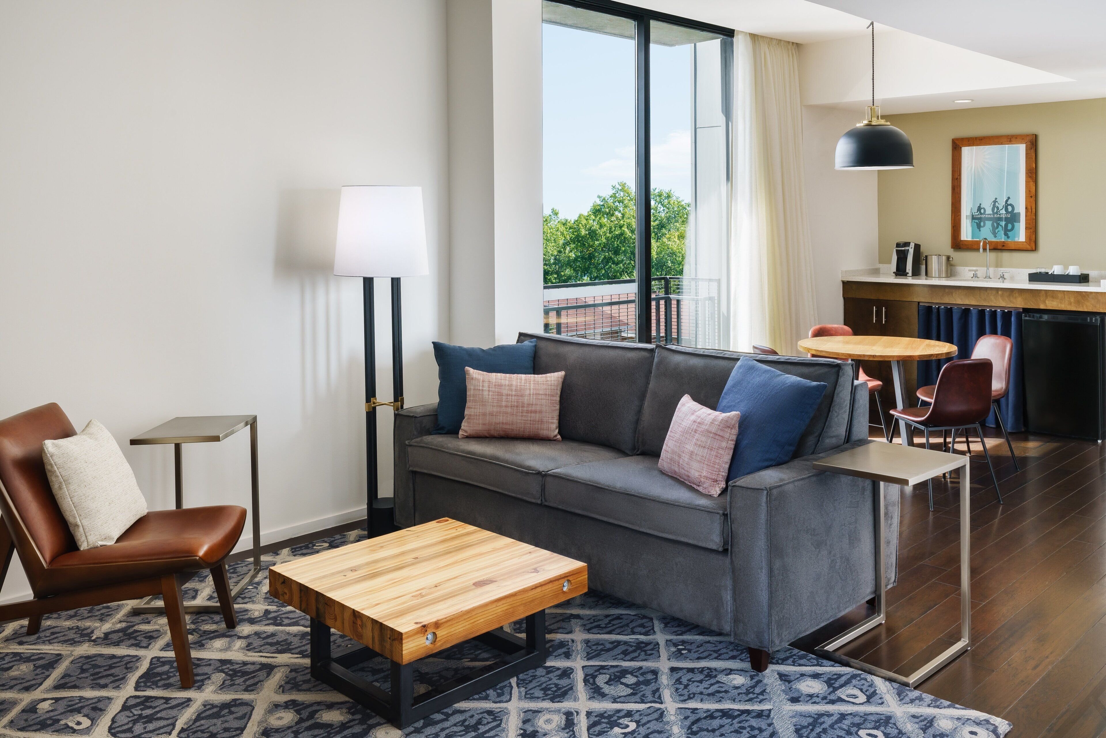 suite, 1 king bed, balcony | hypo-allergenic bedding, in-room safe, desk, laptop workspace