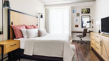 Hypo-allergenic bedding available, in-room safe, desk, laptop workspace
