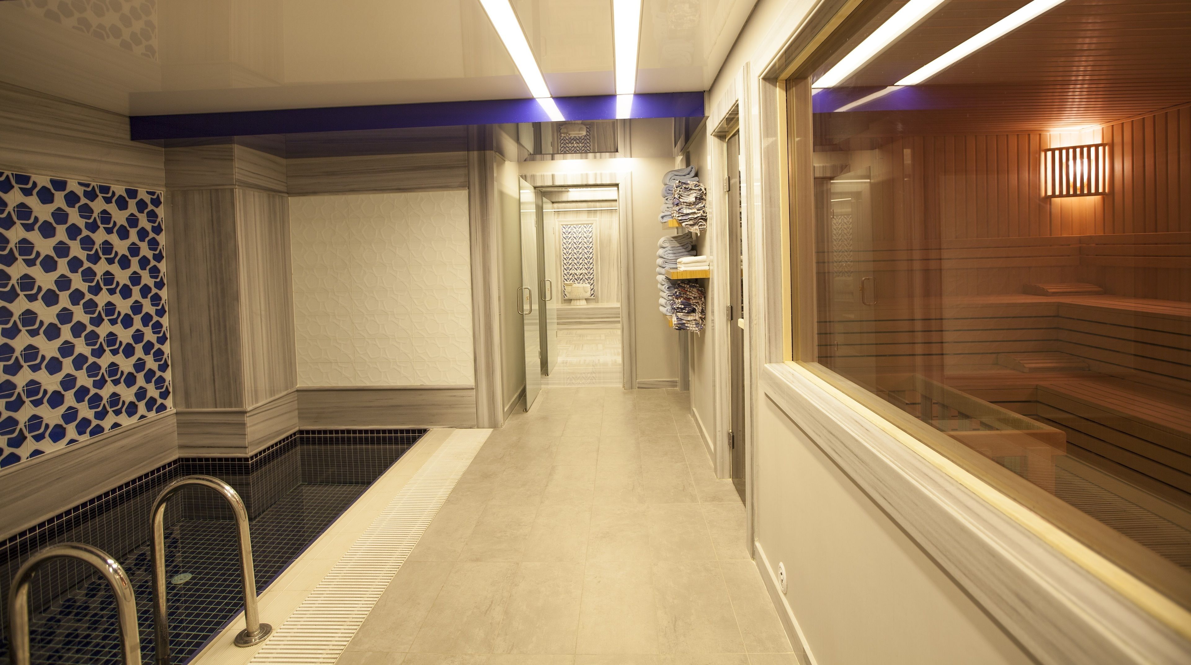 Baño turco/hammam, masajes de tejido profundo, masajes suecos