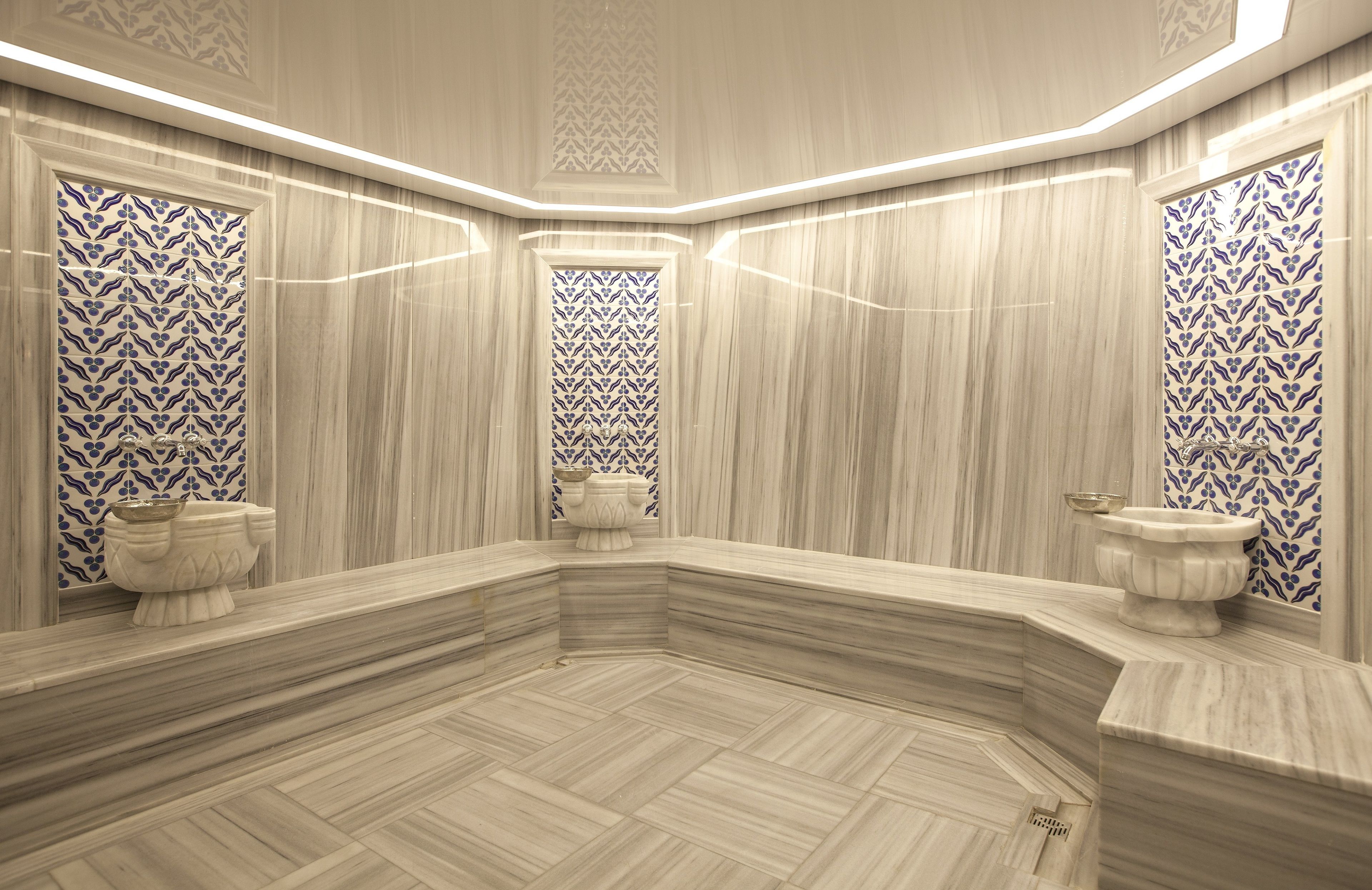 turkish bath/hammam, deep-tissue massages, swedish massages