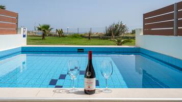 1 bilik tidur, kalis bunyi, Wi-fi, cadar katil