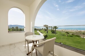 Lydisolert, wi-fi (mot et tillegg) og sengetøy