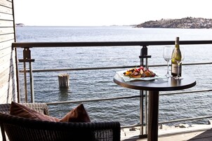 Egyptian cotton sheets, premium bedding, pillowtop beds, rollaway beds