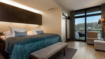 Egyptian cotton sheets, premium bedding, pillowtop beds, rollaway beds