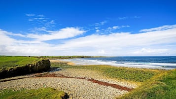Tæt på stranden