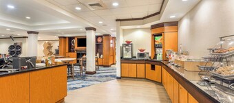 Fairfield Inn & Suites by Marriott Madison East