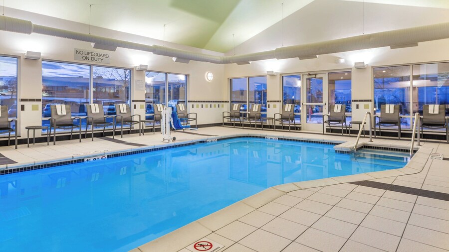 Fairfield Inn & Suites by Marriott Madison East