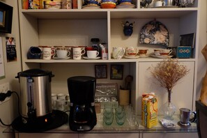 Coffee service - Jambo Guest House (Cape Town)