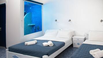Estúdio, suíte, vista para a piscina (TRIPLE BY THE POOL) | Roupas de cama premium, cofres nos quartos, Wi-Fi de cortesia