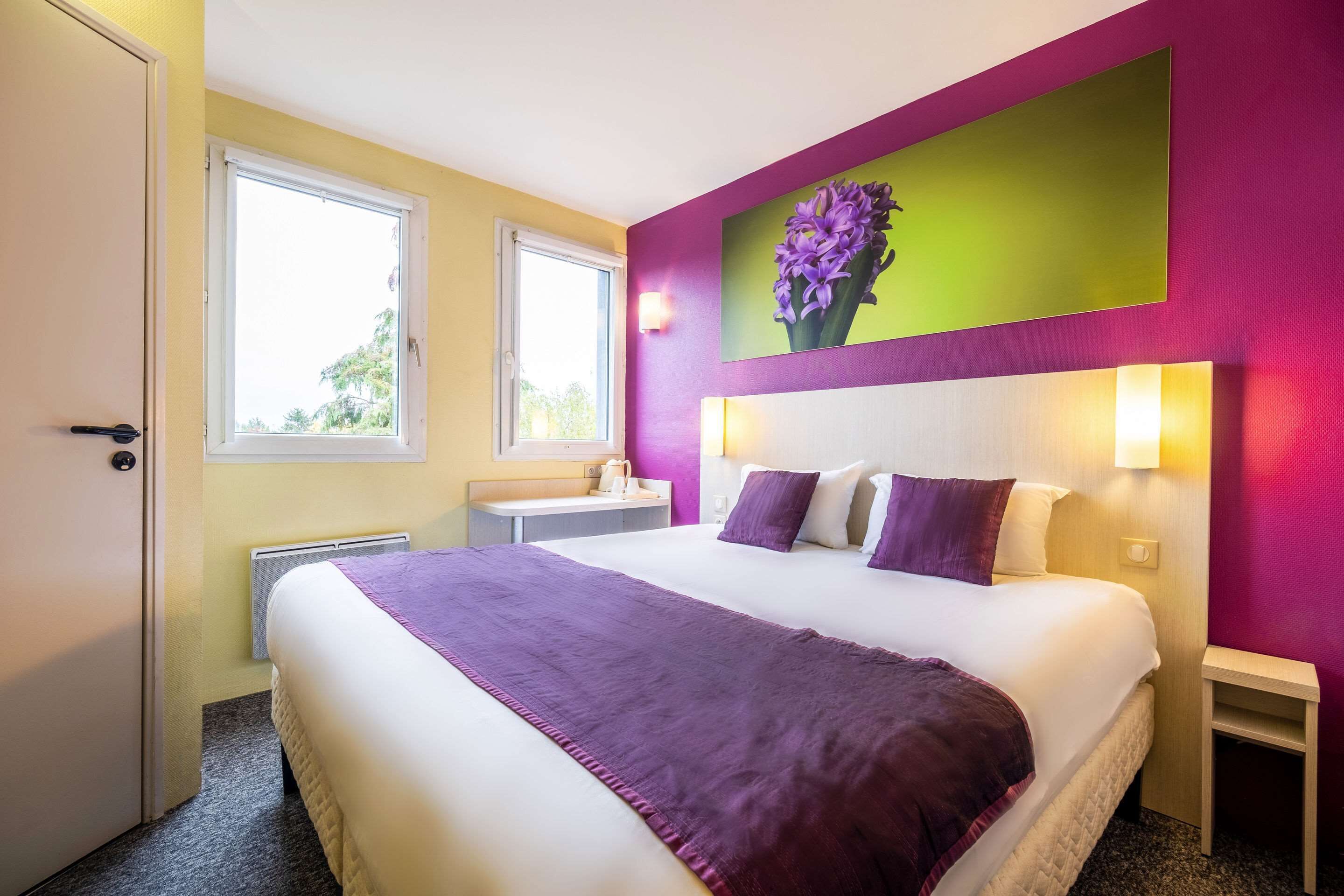 Bureau, Wi-Fi gratuit, draps fournis