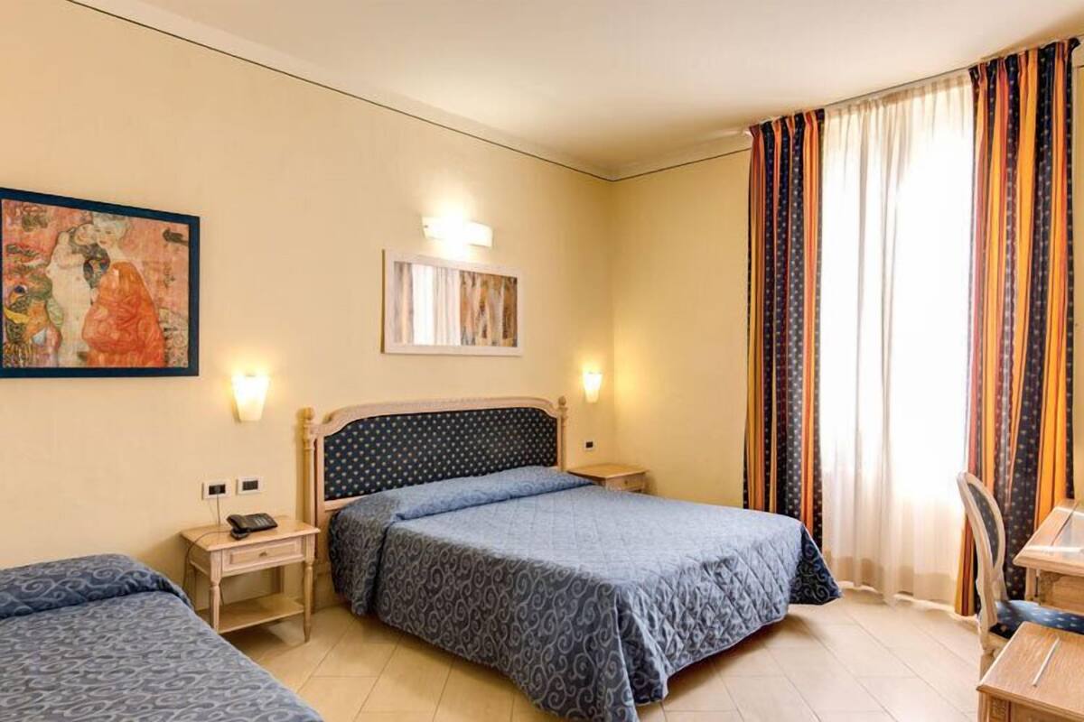 Minibar, in-room safe, desk, iron/ironing board (on request)