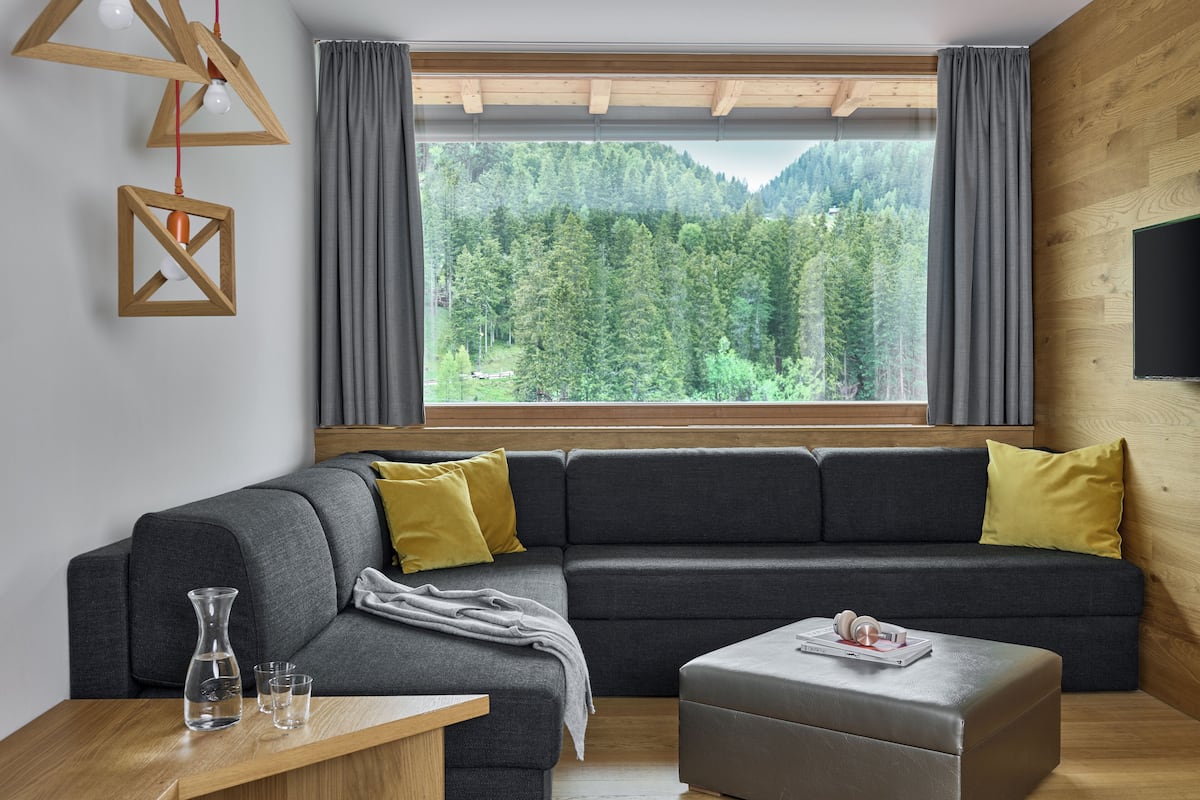 Suite junior, 1 cama matrimonial y sofá cama | Vista desde la habitación