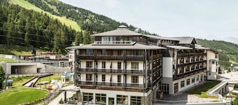 Falkensteiner Hotel Cristallo l 4 Star Superior