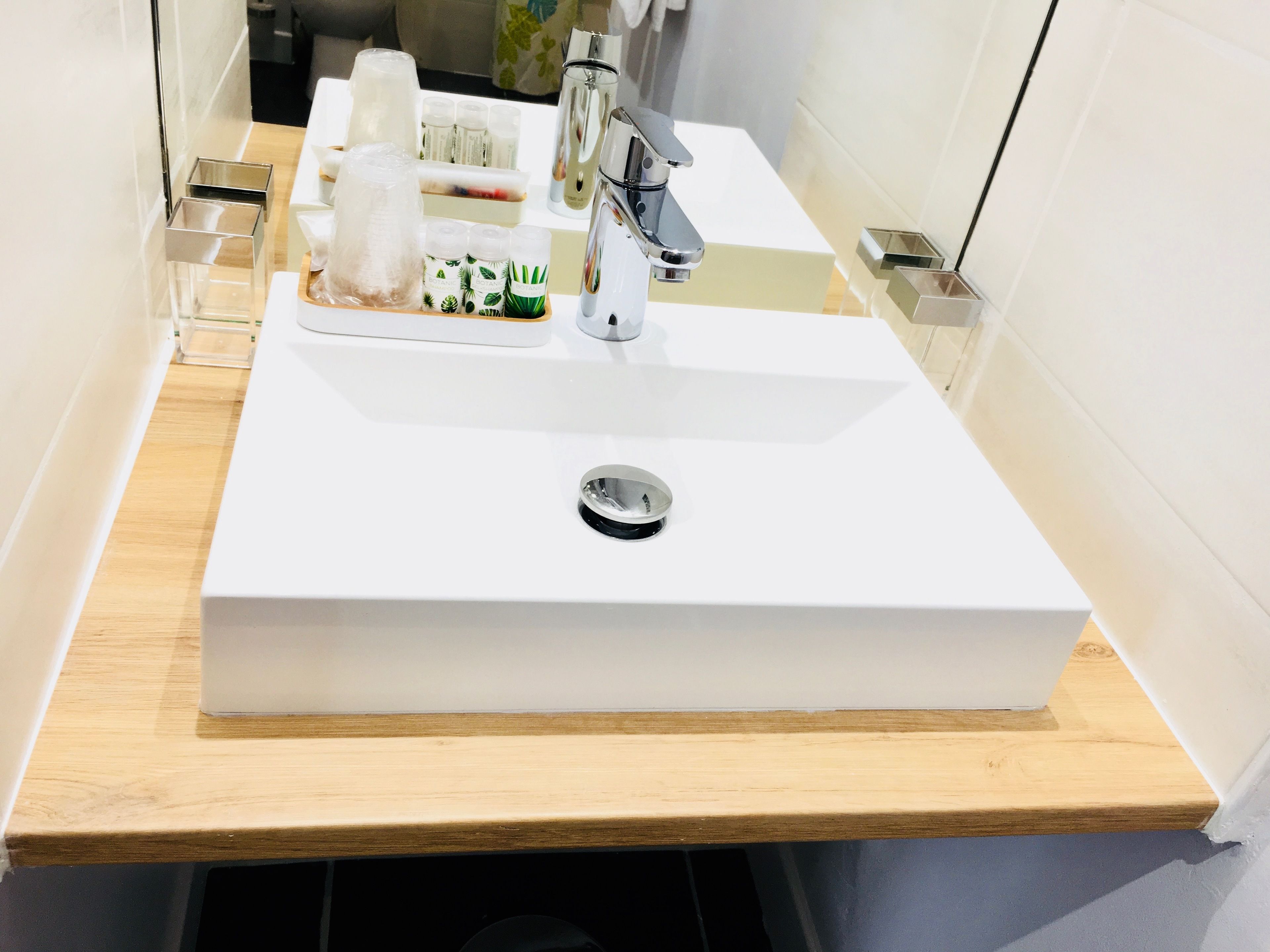 basic double room, 1 double bed | bathroom | free toiletries, hair dryer, towels, soap