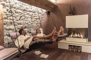 Sauna, steam room