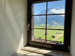 Panoramic Apartment, 3 Bedrooms | Mountain view