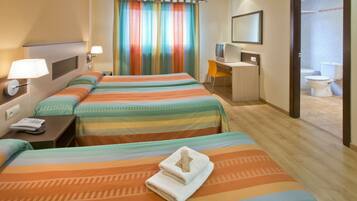 Quadruple Room (2 adults + 2 children) | Desk, rollaway beds, free WiFi