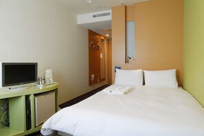 In-room safe, individually decorated, individually furnished, desk - the b ikebukuro (Tokyo)