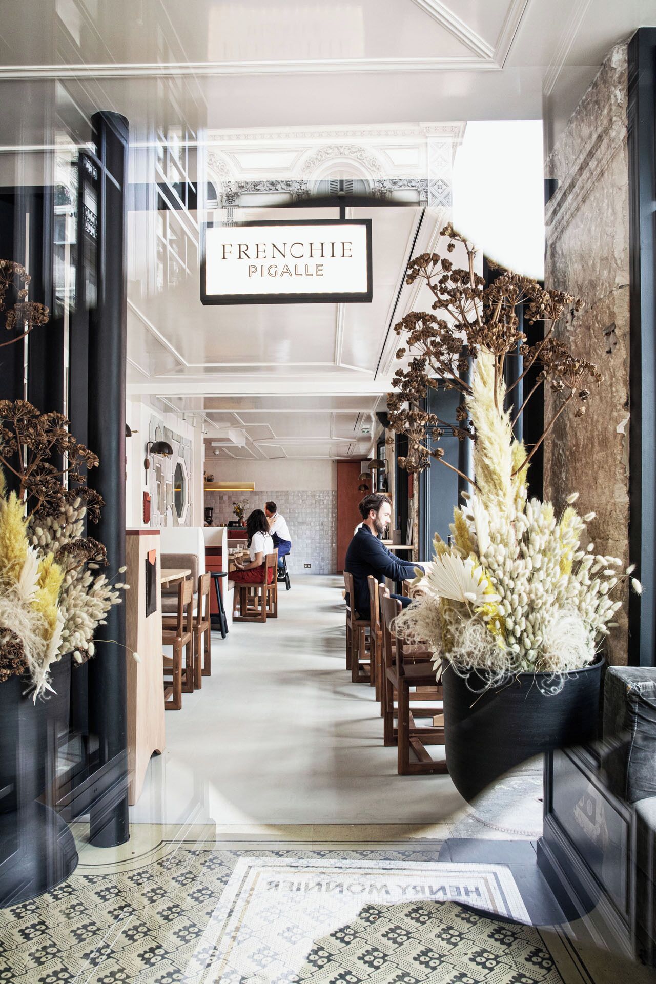 breakfast and dinner served