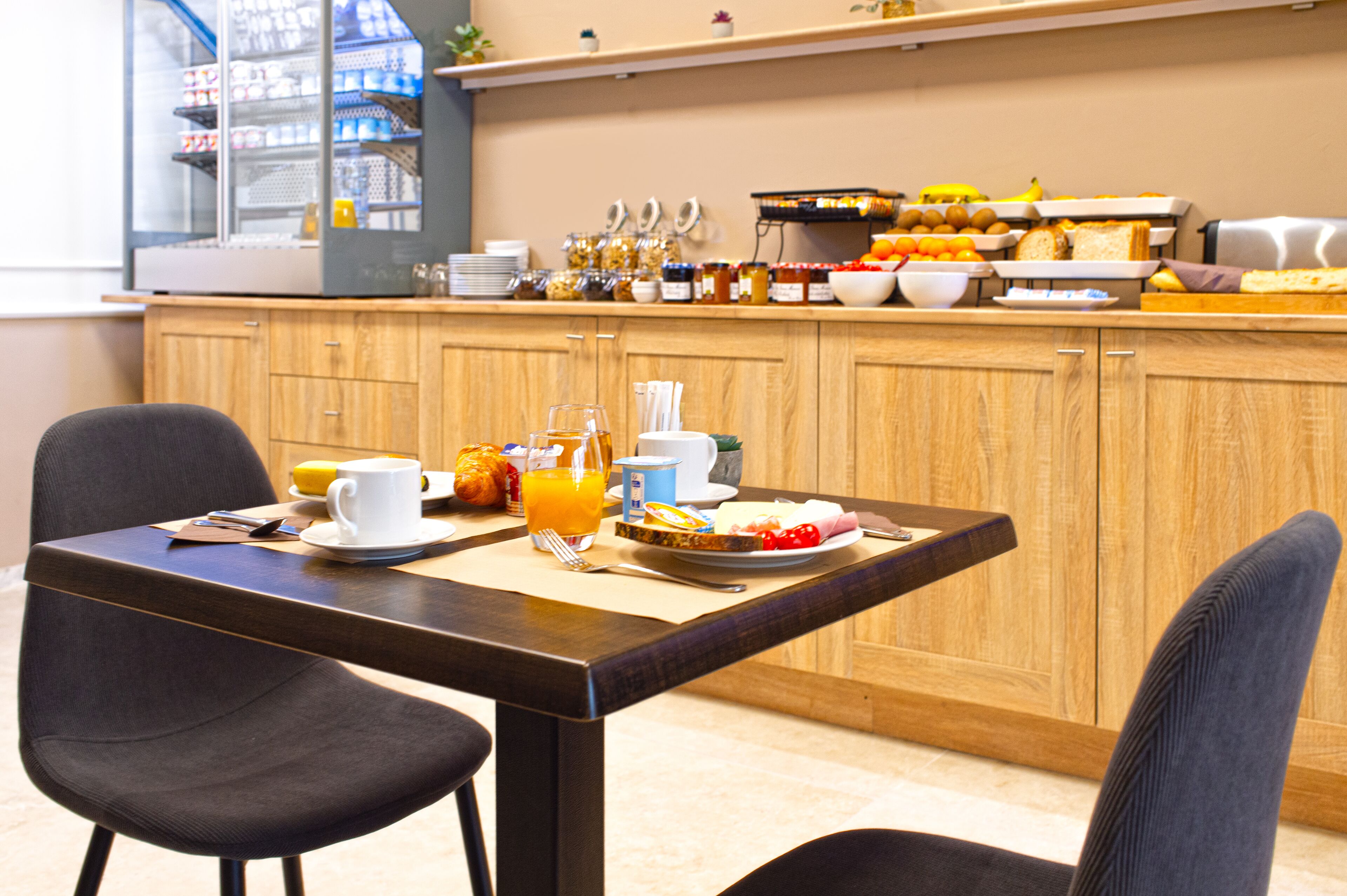 Photo - Hotel Parisien
