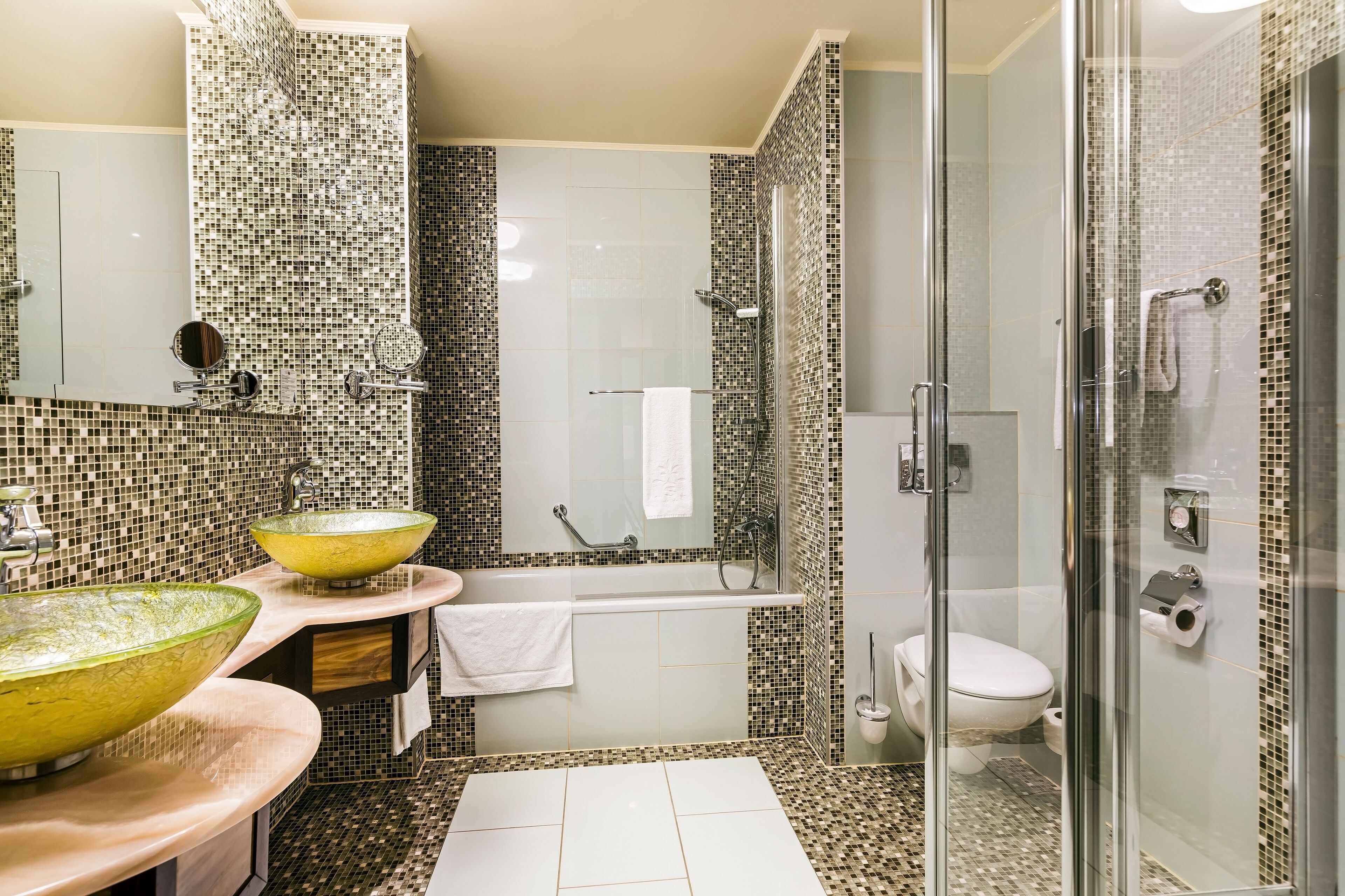 suite | room amenity