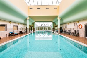 Una piscina techada