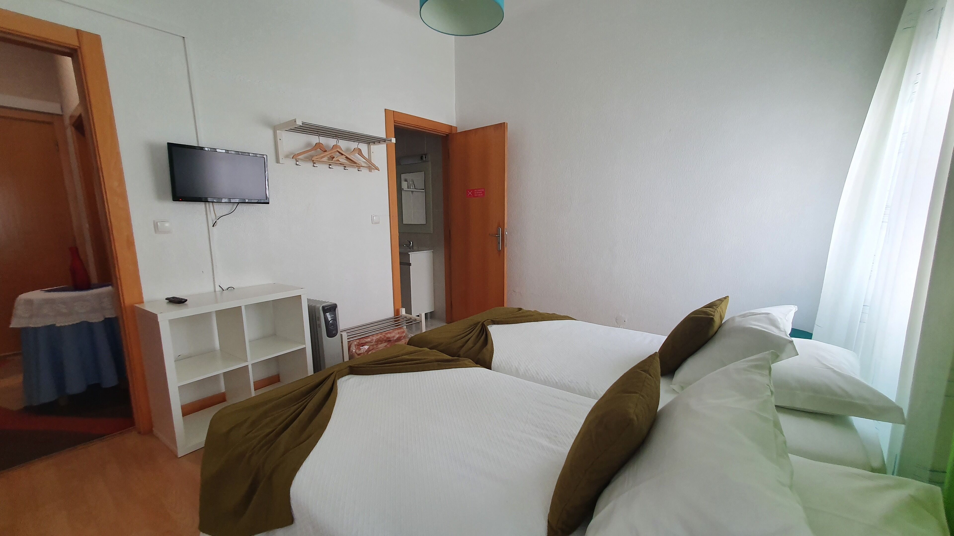 twin room, private bathroom