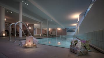 Indoor pool, sun loungers