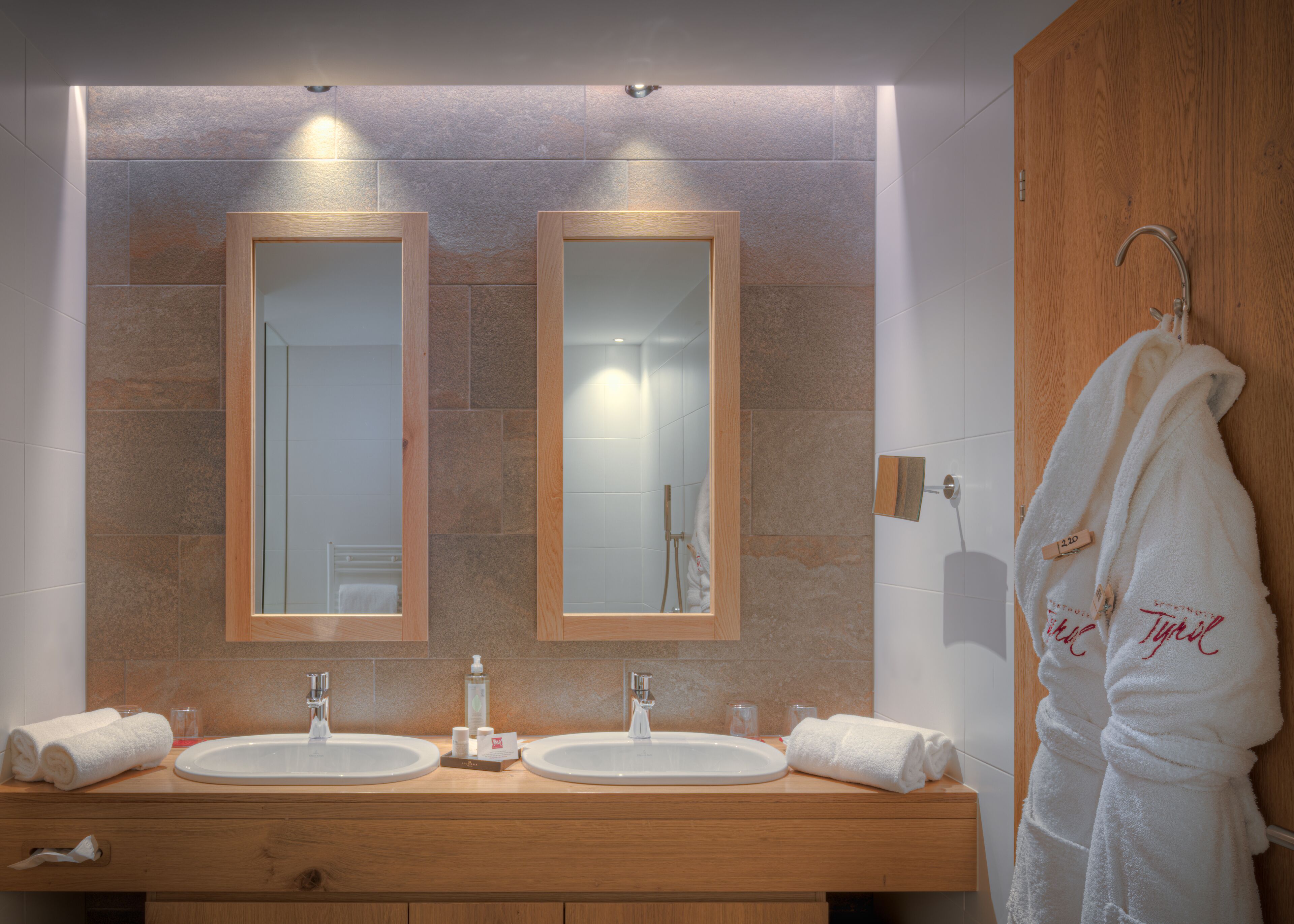 family suite | bathroom | shower, free toiletries, hair dryer, bathrobes