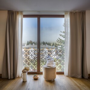 Couette en duvet d'oie, minibar, coffres-forts dans les chambres