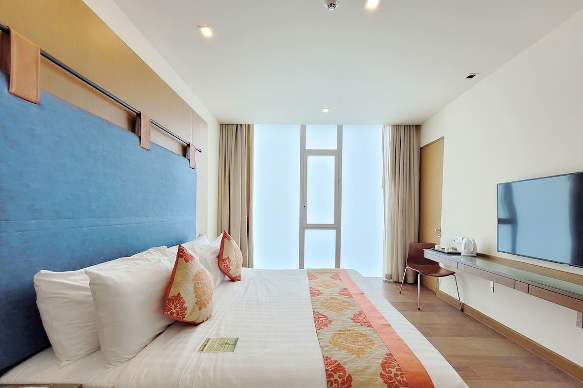 Saffron Premier King | Biancheria da letto di alta qualità, minibar, cassaforte in camera