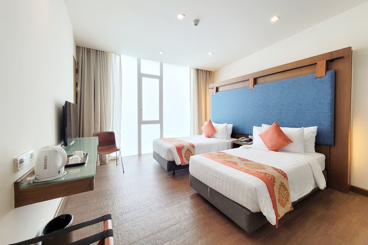 Saffron Premier Twin | Biancheria da letto di alta qualità, minibar, cassaforte in camera