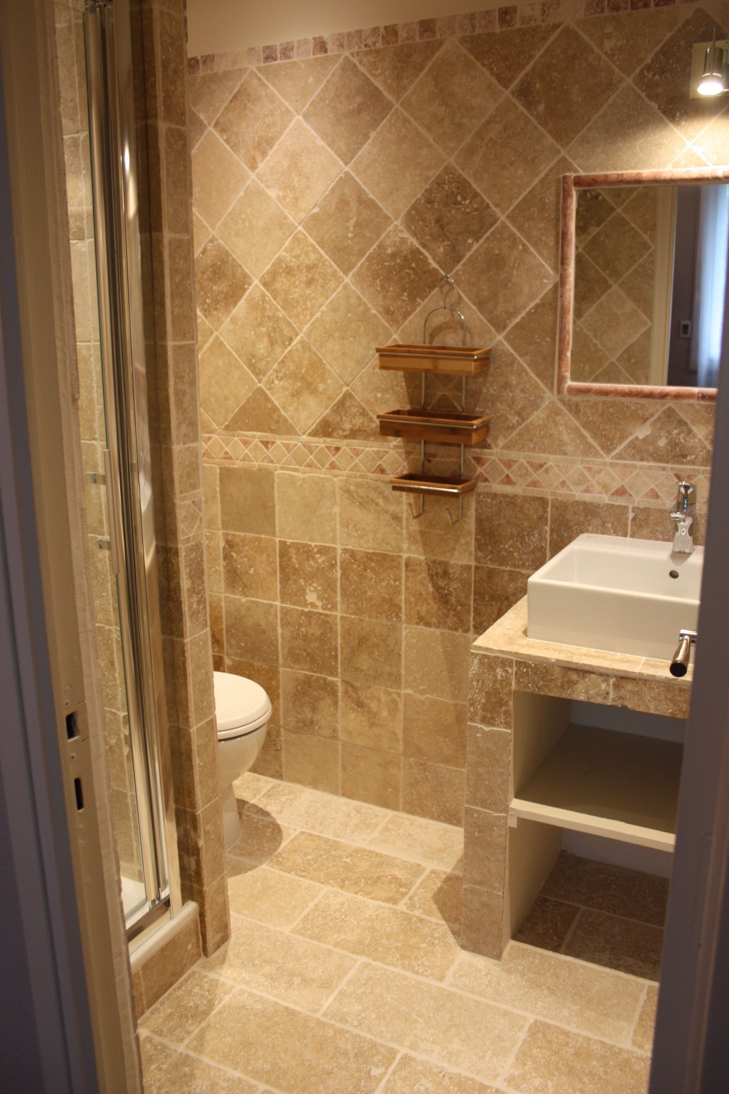 superior double room, 1 double bed | bathroom | free toiletries, hair dryer, towels