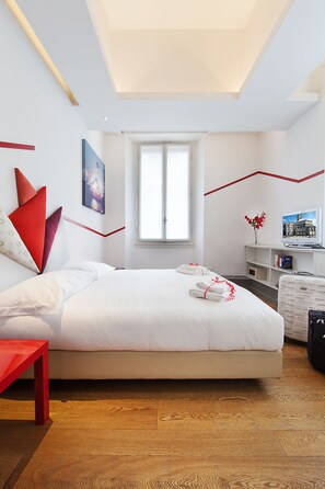 Habitación doble | Ropa de cama de alta calidad, edredón y camas con efecto memoria 
