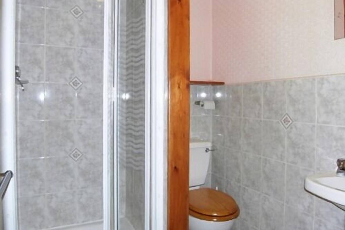 Triple Room, Ensuite ((Double Bed & Single Bed)) | Bathroom