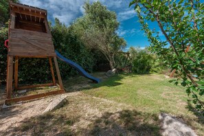 Children's play area - outdoor