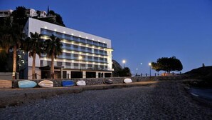 Unclassified image, 2 of 34, button - ON Hotels Aleta Room (Almunecar)